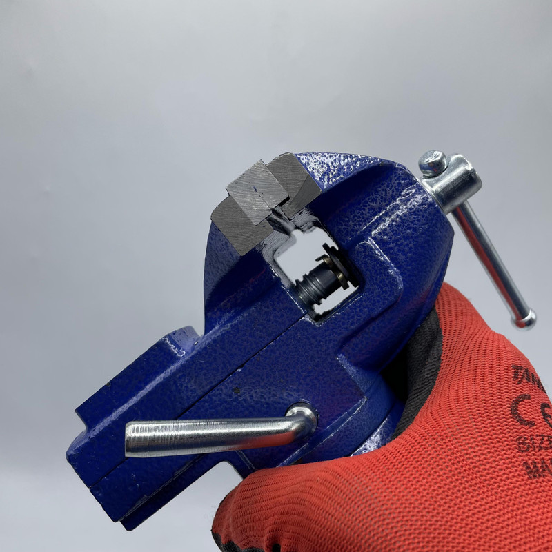 گیره بغل میزی کدGHR46