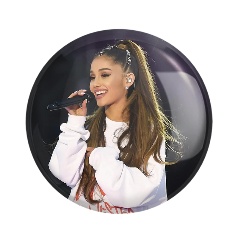 مگنت خندالو مدل آریانا گرانده Ariana Grande  کد 19072