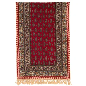 رومیزی قلمکار ممتاز اصفهان اثر عطريان طرح لپ قرمز کدG142 سایز 150*50 سانتی متر