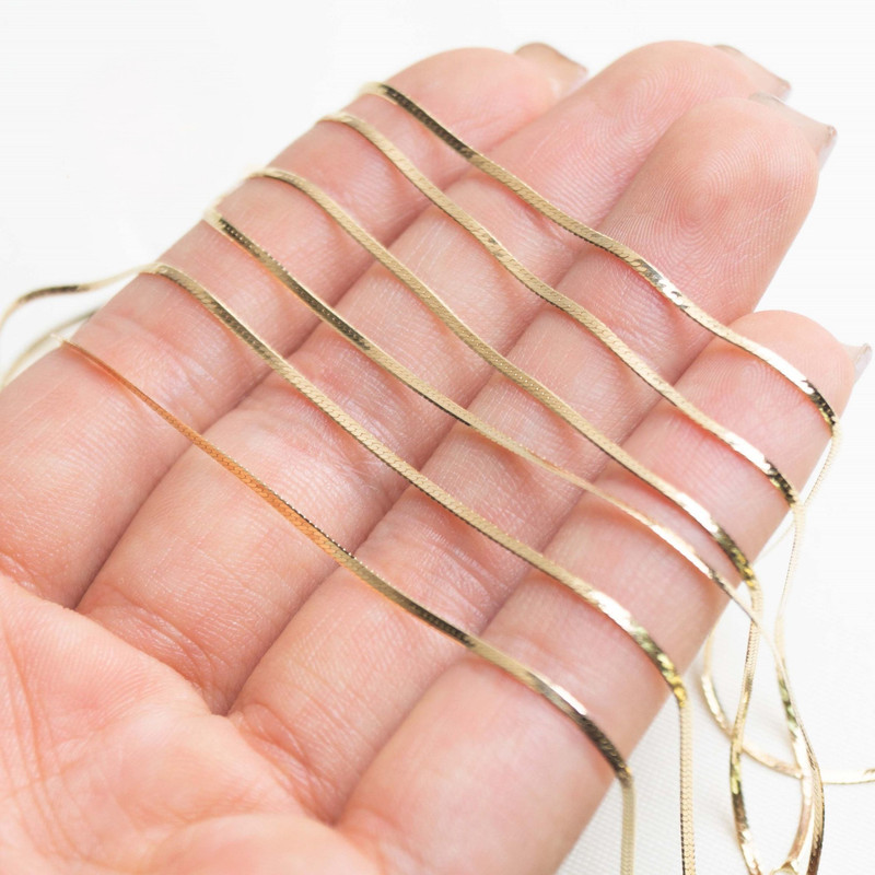 دستبند زنجیری طلا 18 عیار زنانه موندیا گلد مدل هرینگبون تیغ ماهی نازک