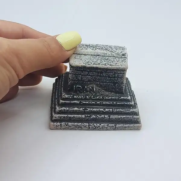 دکوری مدل مجسمه مقبره کوروش کبیر