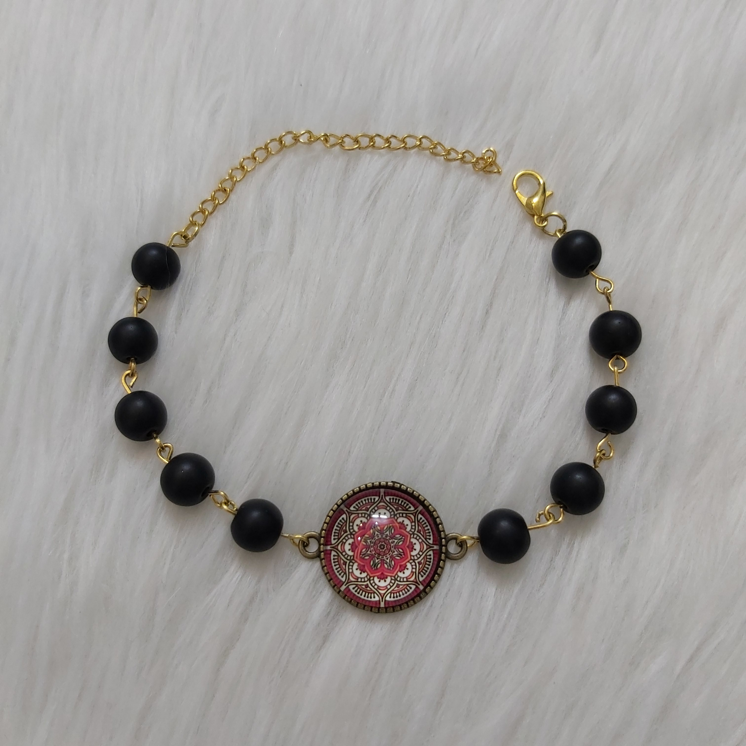 دستبند دخترانه مدل مهره ای رزین کد rez112