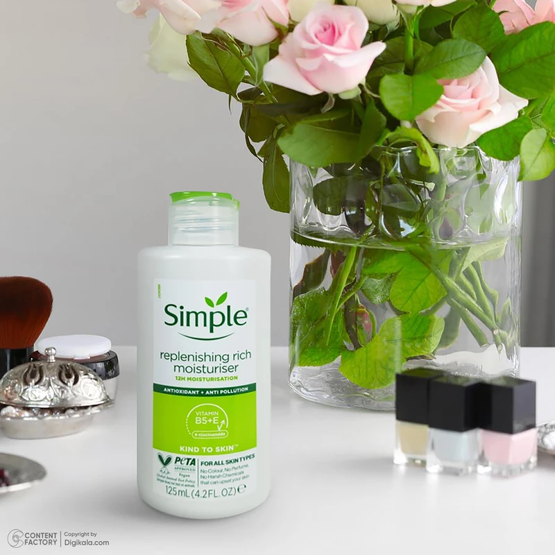 عکس شماره 4 : کرم آبرسان سیمپل مدل rich حجم 125 میلی-لیتر