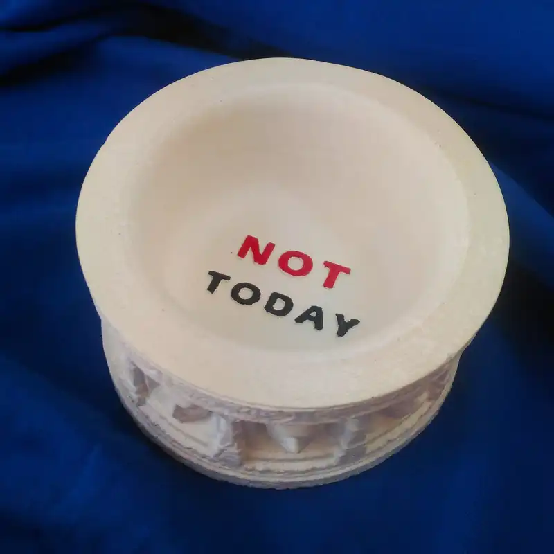 زیرسیگار طرح ده چهره