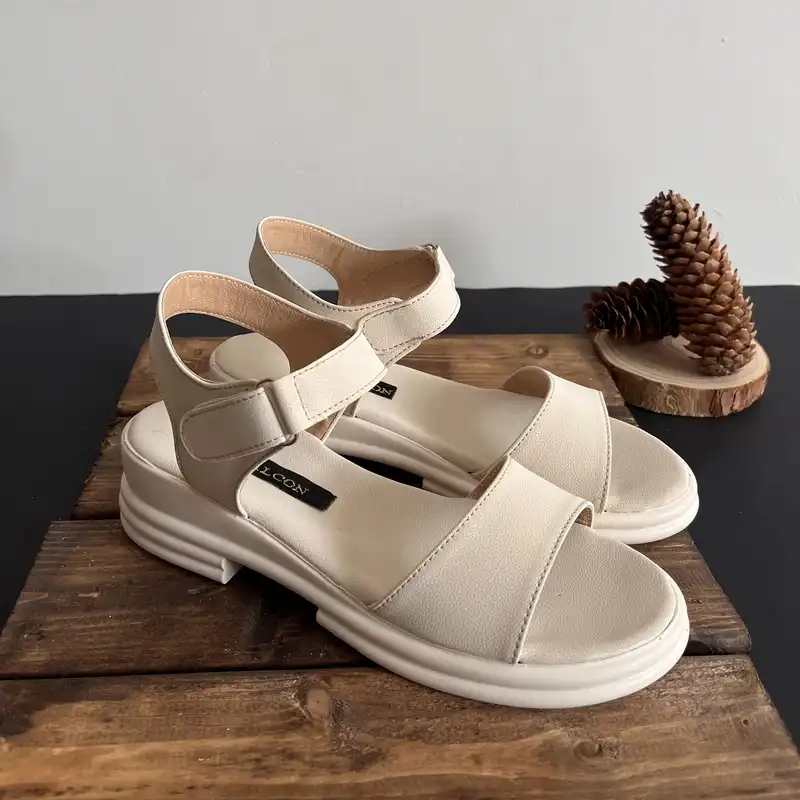 صندل زنانه مدل پاتریشا 3