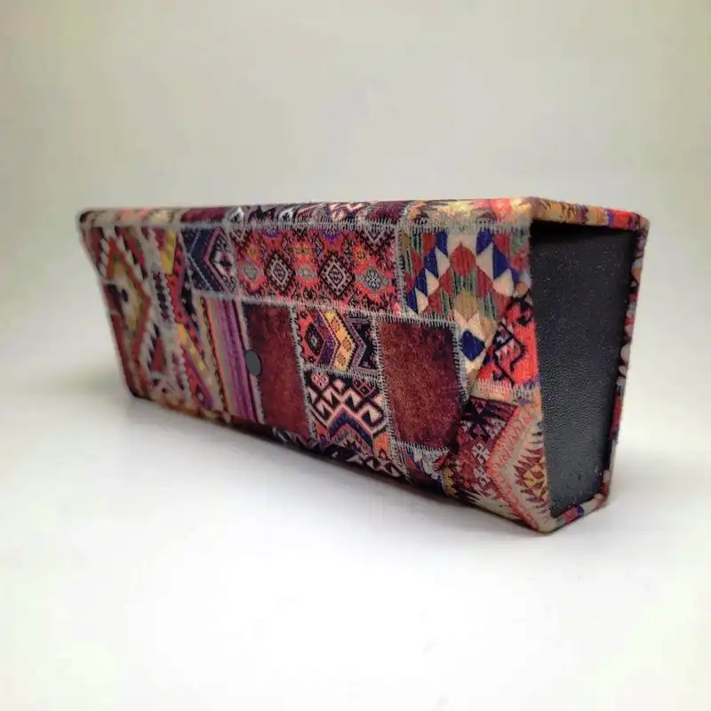 قاب عینک مدل گلیم