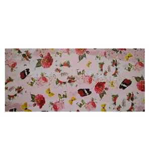 کاغذ کادو مدل گل و شاپرک سایز 50×70 سانتی متر بسته 5 عددی 