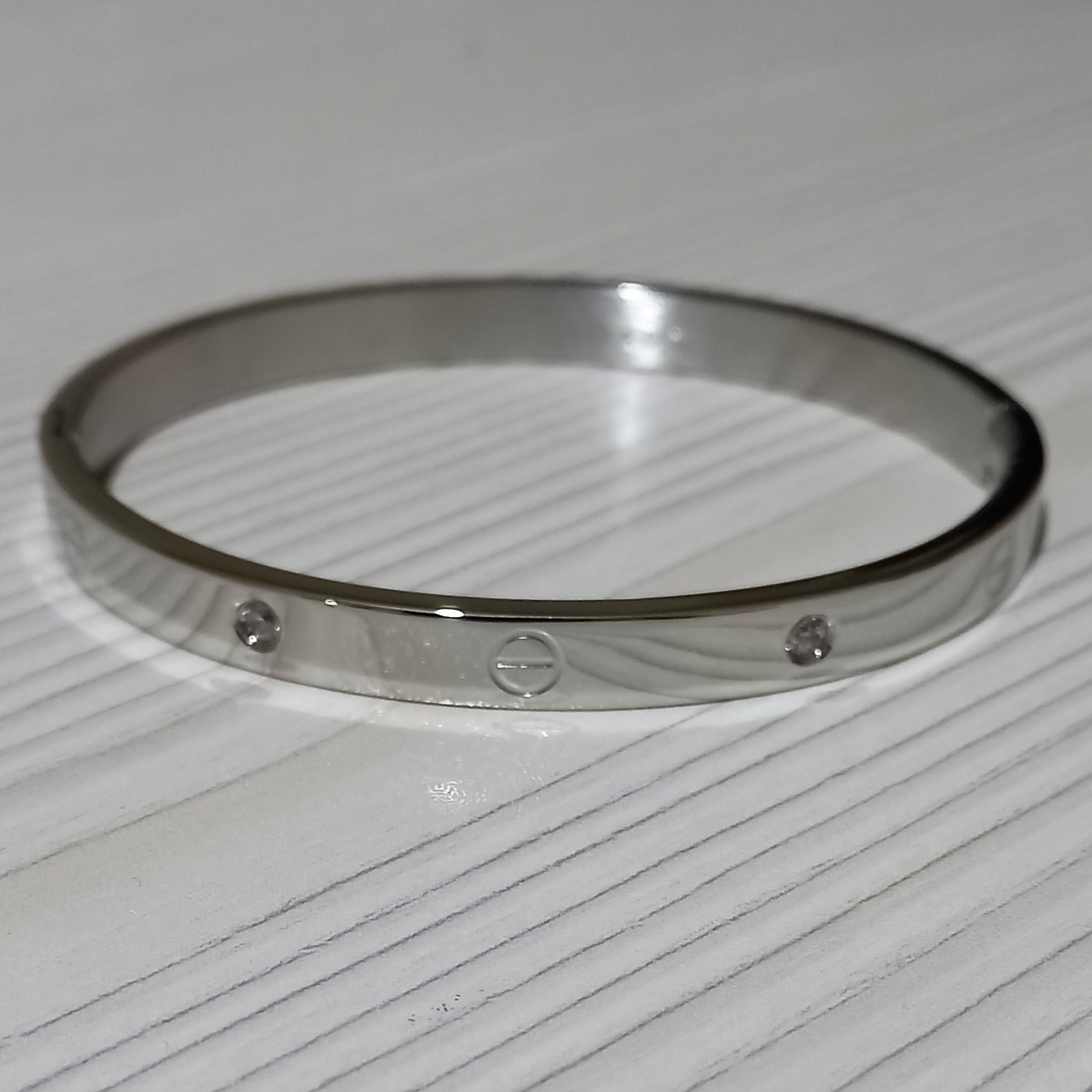 دستبند زنانه مدل ST12000713 دستبند زنانه مدل ST12000713