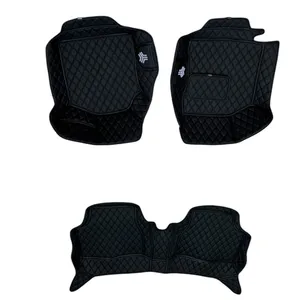 کفپوش خودرو شش بعدی  طرح گلدوزی مدل SR18 مناسب برای کوییک