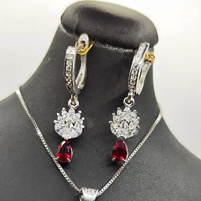 نیم ست نقره زنانه مدل سنگ یاقوت کد 7555