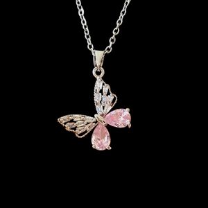گردنبند دخترانه مدل پروانه ظریف جواهری کد Art93