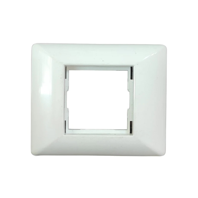 کادر 2 ماژول ترانک دانوب مدل 50×101 بسته 2 عددی کادر 2 ماژول ترانک دانوب مدل 50×101 بسته 2 عددی