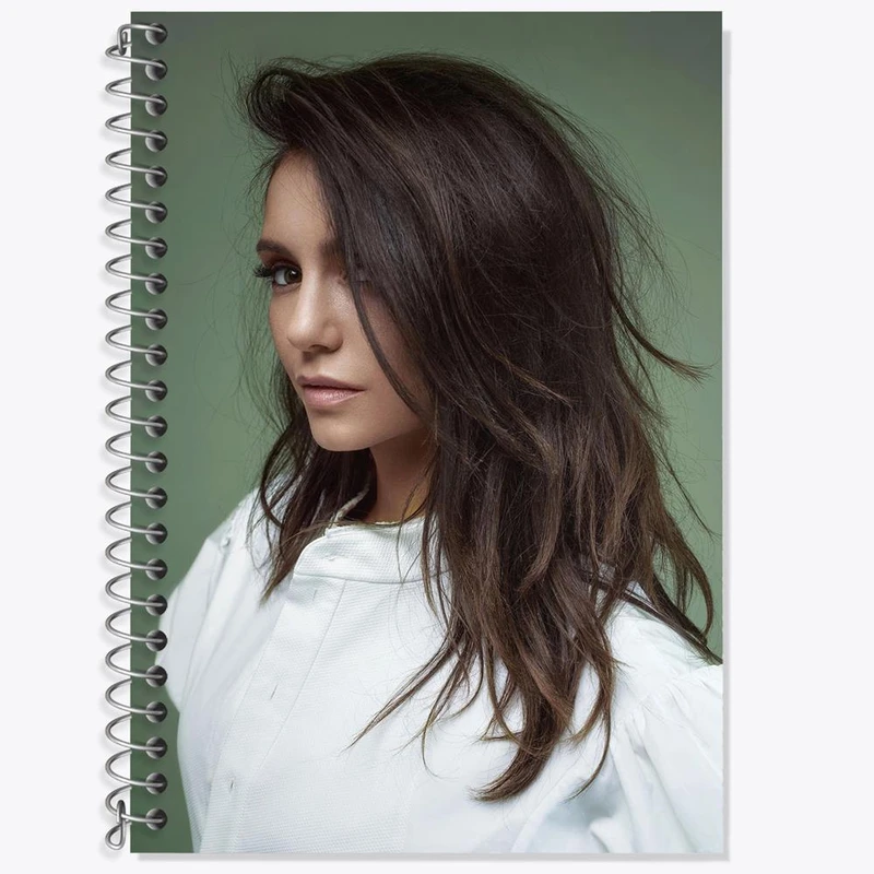 دفتر زبان 50 برگ خندالو مدل دو خط طرح الینا گیلبرت خاطرات یک خون آشام The Vampire Diaries کد 20294