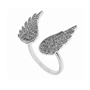 انگشتر زنانه مدل بال فرشته نگین دار