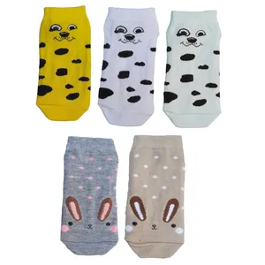 جوراب دخترانه مدل ملوس مجموعه 5 عددی