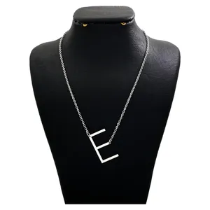 گردنبند نقره زنانه دلی جم طرح E  کد D 144