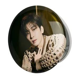 آینه جیبی خندالو طرح ونوو گروه سونتین Seventeen مدل تاشو کد 21646 