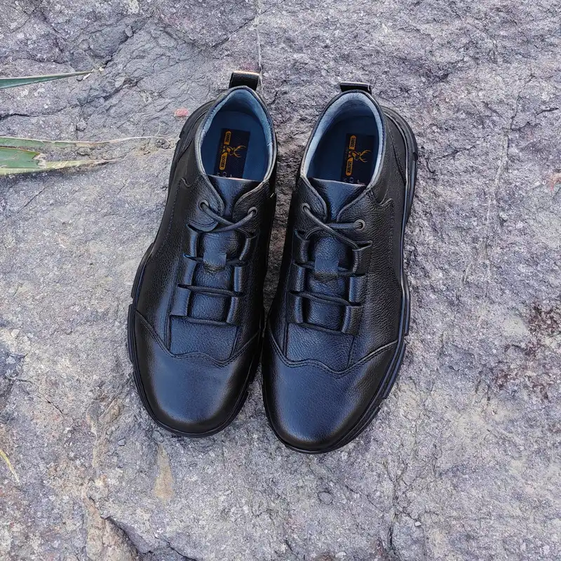 نیم بوت طبی مردانه چرم تبریز مدل نفیس رنگ مشکی