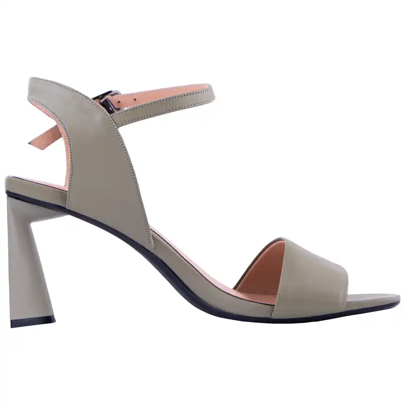 صندل زنانه چرم آرا مدل sh133 کد sbz