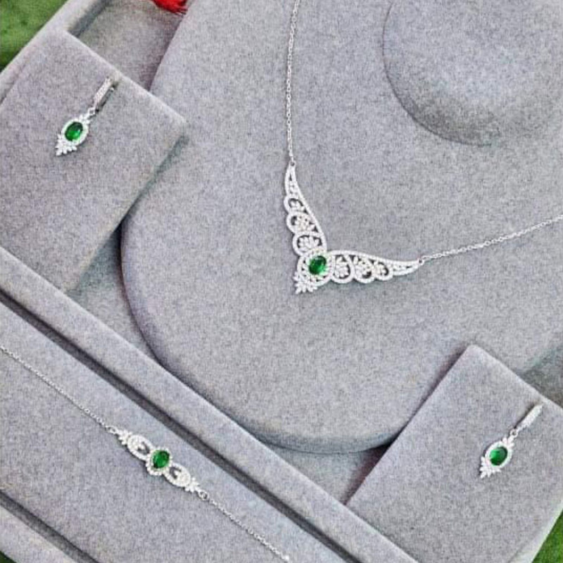 نیم ست نقره زنانه مدل زمرد ساچ