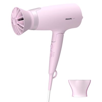 سشوار حرفه‌ای فیلیپس مدل BHD388 با توان 2100 وات، تنظیمات دما سه حالته، تنظیم سرعت دو سرعته، دارای دو سری متمرکزکننده پهن و باریک، خشک‌کنندگی قوی، حجم‌دهندگی و کاهش وز مو