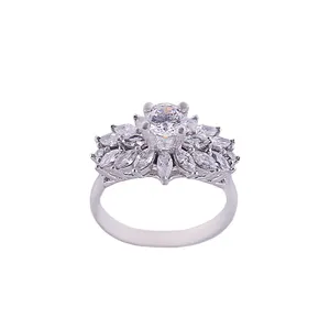 انگشتر نقره زنانه مدل تک نگین مارکیز FR0020