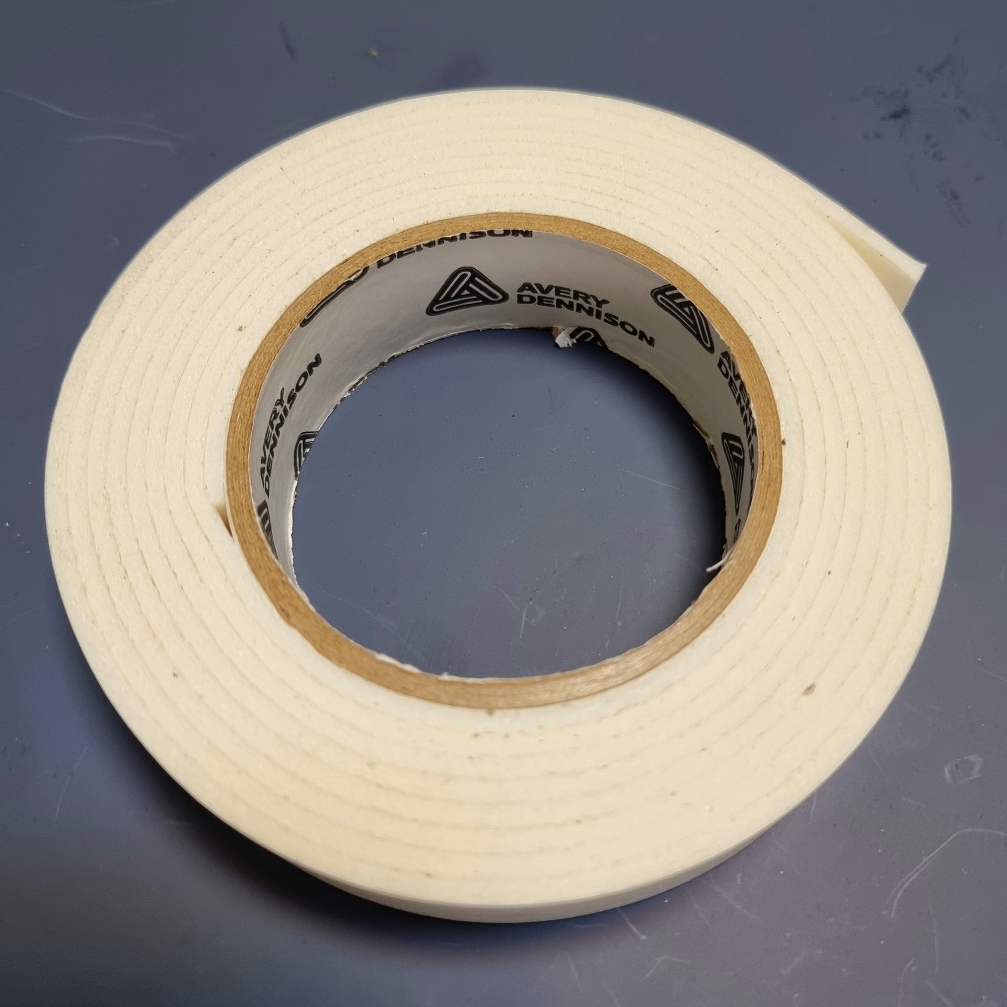 چسب دوطرفه اوری دنیسن مدل  AveFoamW-3cmx3m