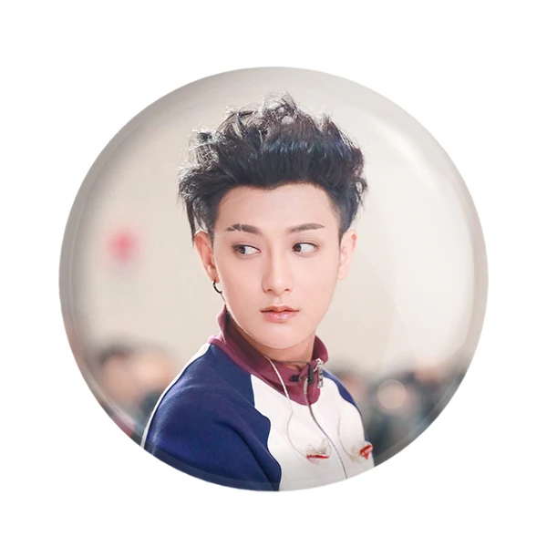 مگنت خندالو مدل تائو گروه اکسو EXO کد 13545