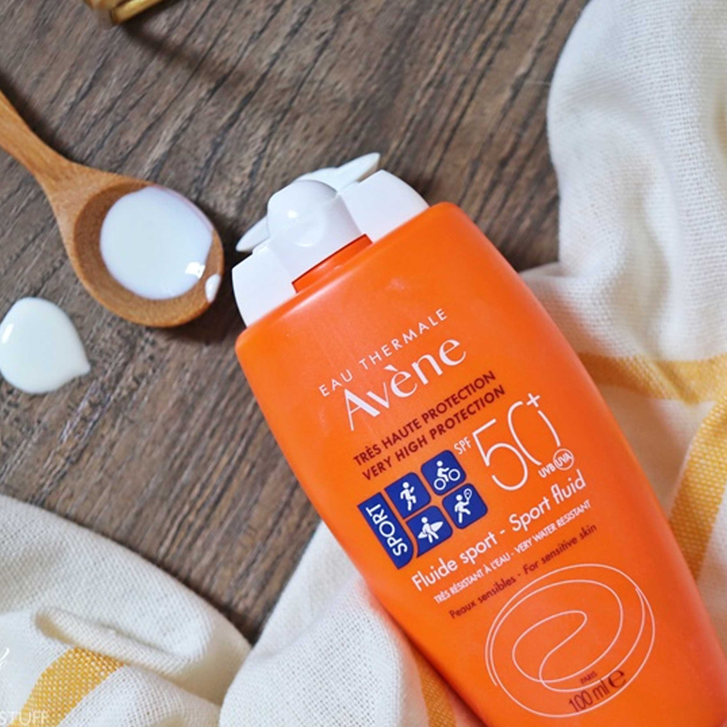 کرم ضد آفتاب بدون رنگ اون SPF 50 مدل 001 مناسب انواع پوست حجم 100 میلی‌لیتر