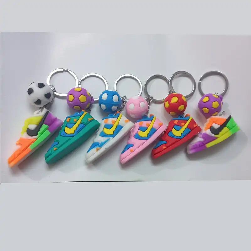 جاکلیدی مدل کفش و توپ اسپرت