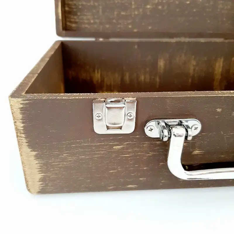 جعبه هدیه چوبی مدل چمدان طرح نقاشی کد WS132