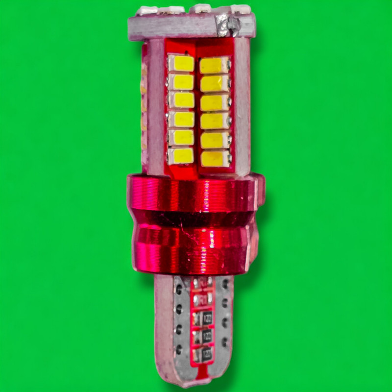 لامپ کوچک چراغ جلو خودرو تک حالته بست یدک مدل 58 تایی یخی کد SMD پایه تک کنتاک مناسب برای پراید بسته 2 عددی