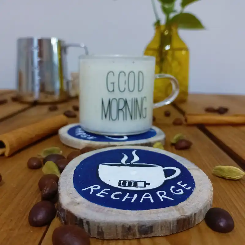 زیر لیوانی چوبی مدل تنه درخت طرح Recharge بسته 2 عددی