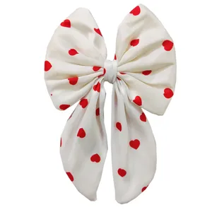 گیره مو زنانه مدل قلب