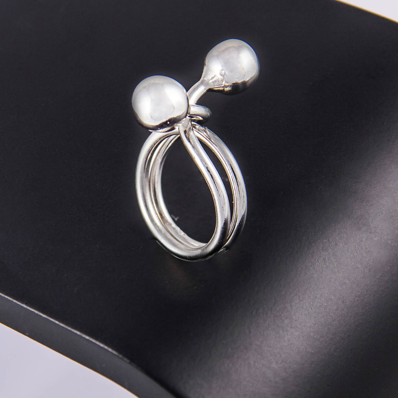 انگشتر نقره زنانه مدل توپی کد NG2680