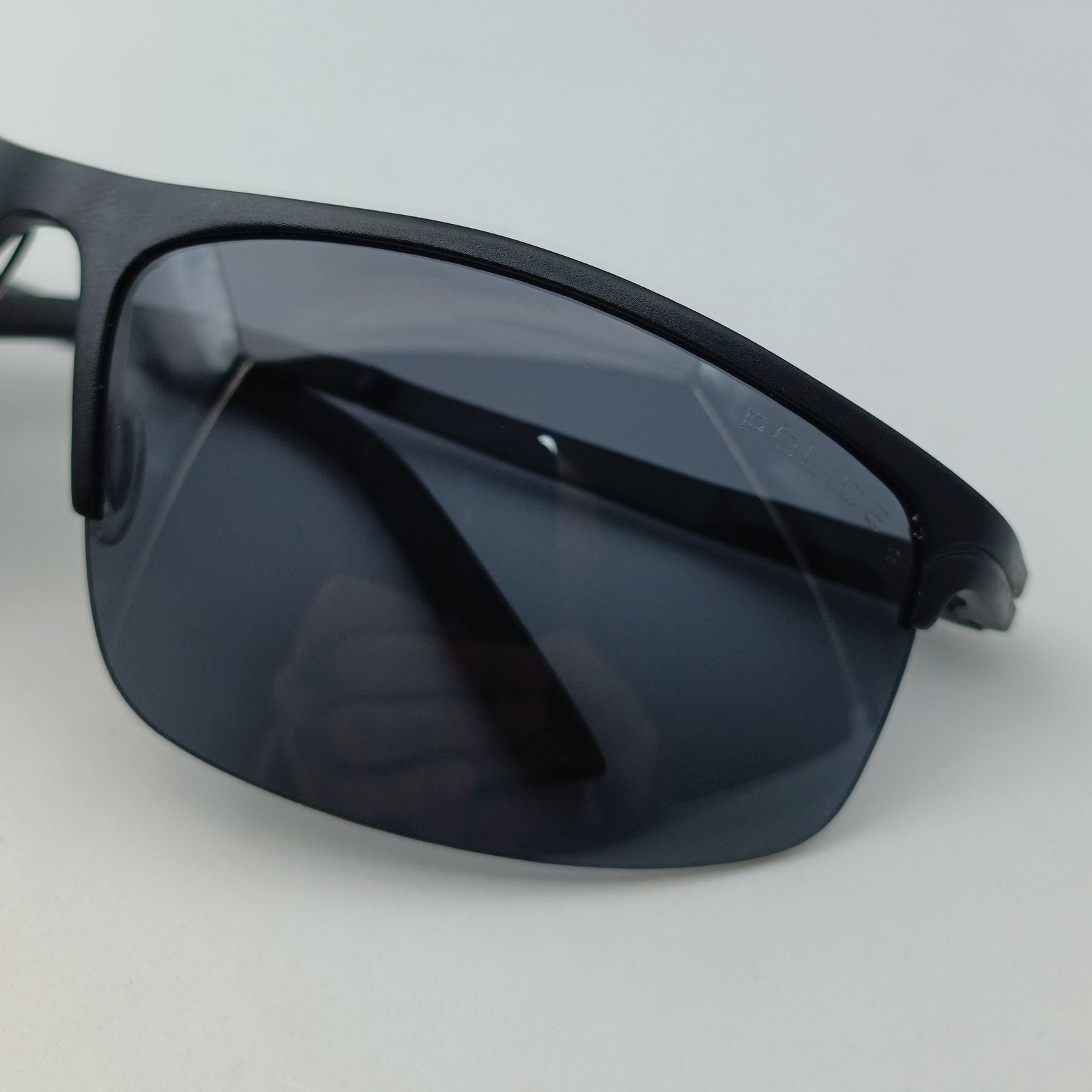 عینک آفتابی پلیس مدل PO13 -  - 9