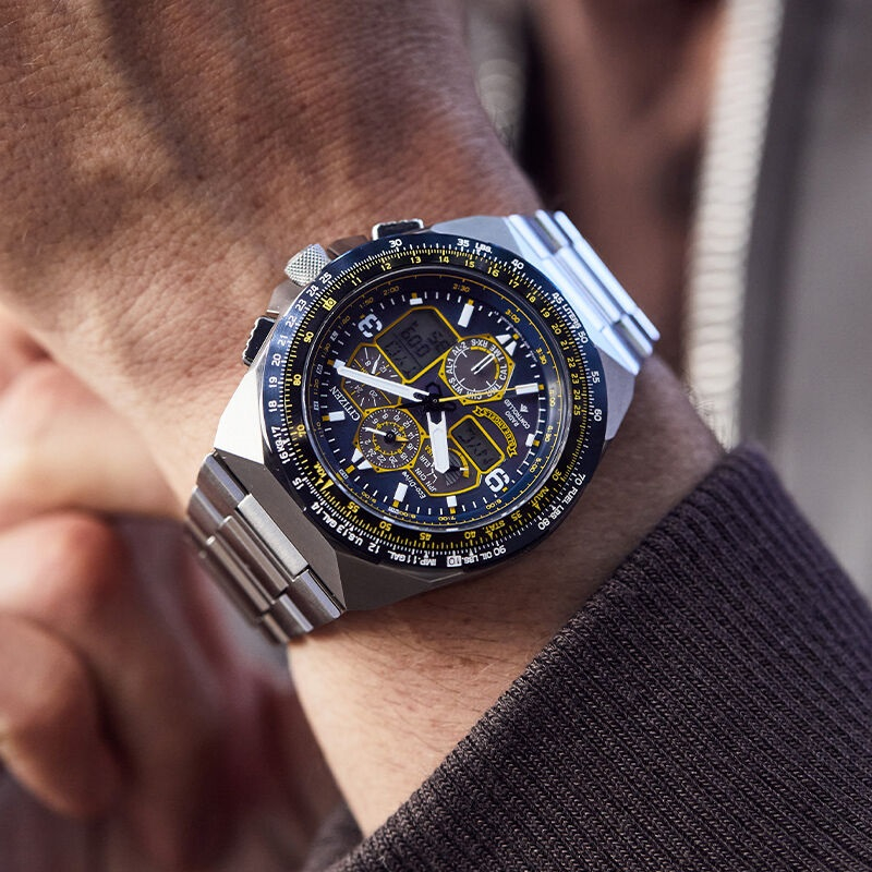 ساعت مچی عقربه‌ای مردانه سیتی زن مدل JY8125-54L