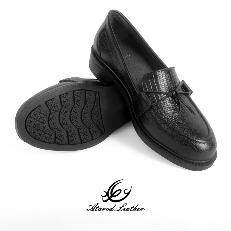 کفش زنانه چرم عطارد مدل چرم طبیعی کد SH150