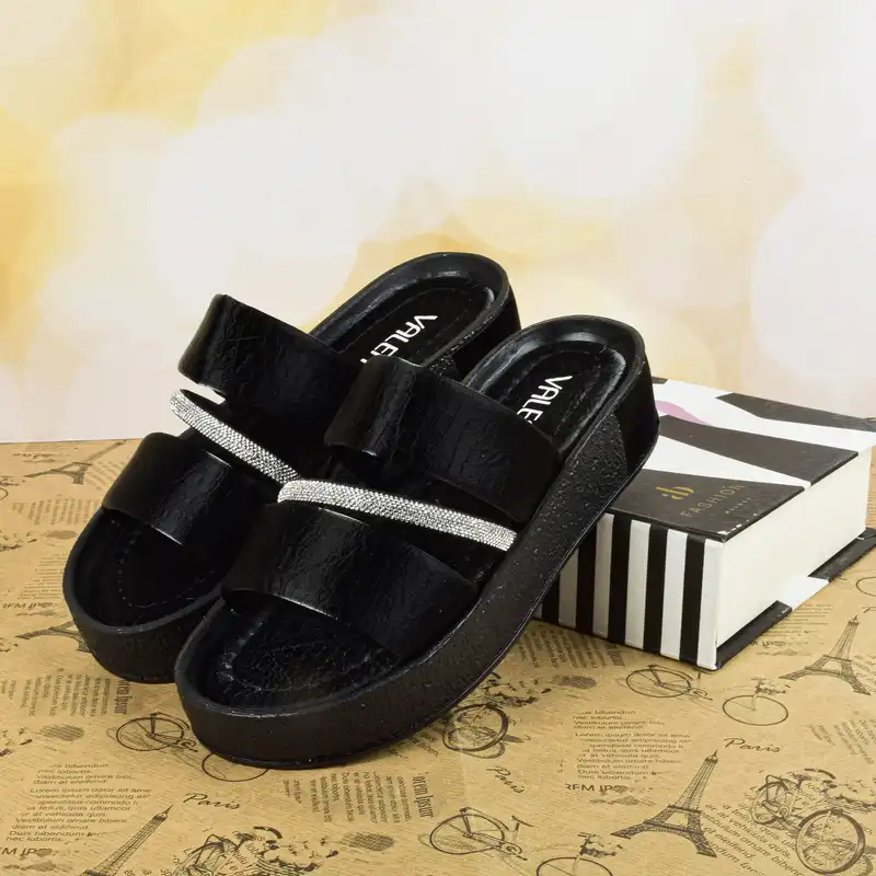 دمپایی زنانه مدل کاتانیا کد BK.2944