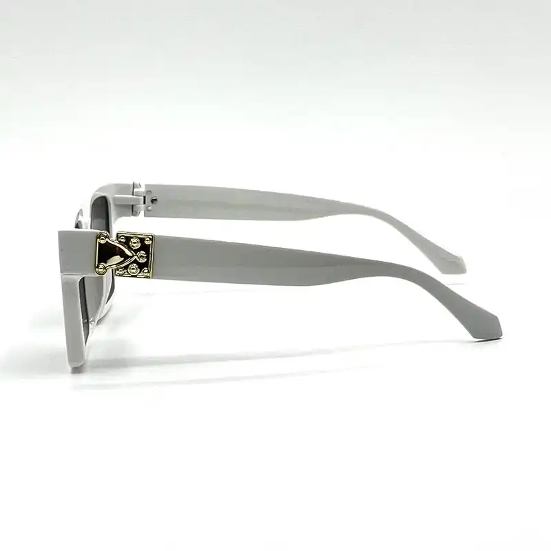 عینک آفتابی مدل KD97048