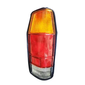 چراغ خطر عقب راست کد ST0660 مناسب برای وانت مزدا