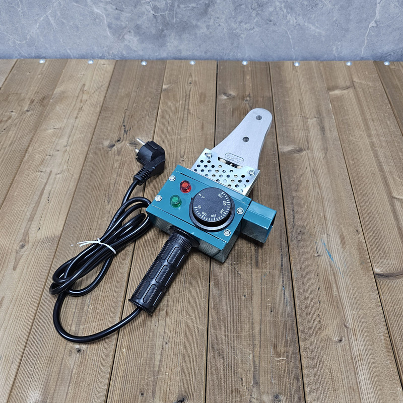 دستگاه اتو لوله سبز باس مدل 32C