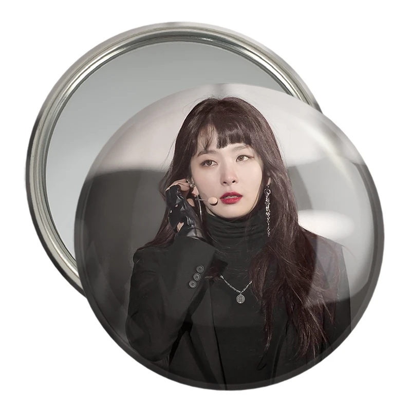 آینه جیبی خندالو مدل سولگی گروه رد ولوت Red Velvet  کد 19622