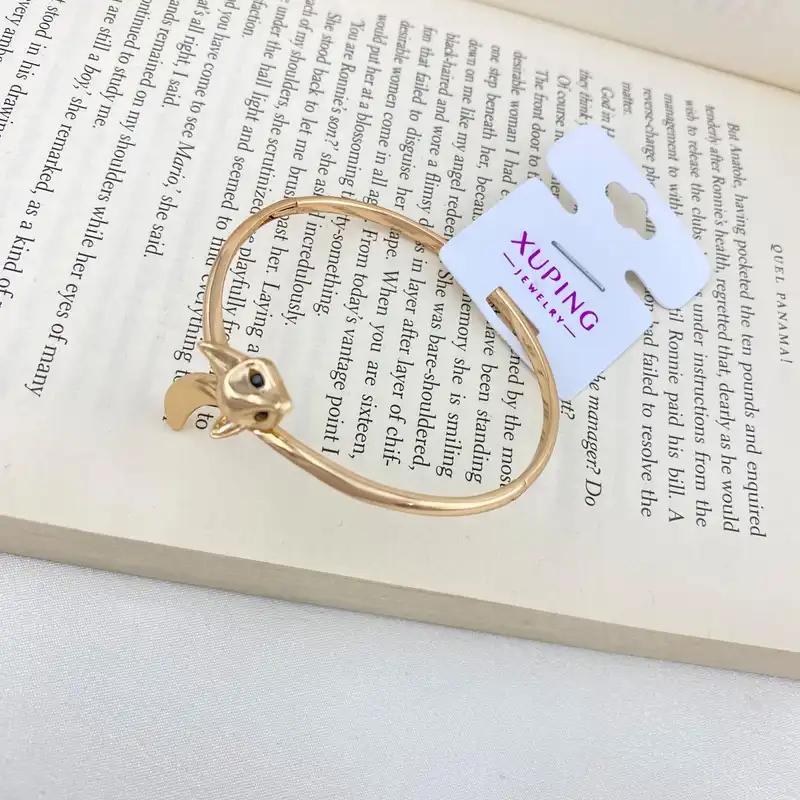 دستبند زنانه ژوپینگ مدل روباه کد B4432