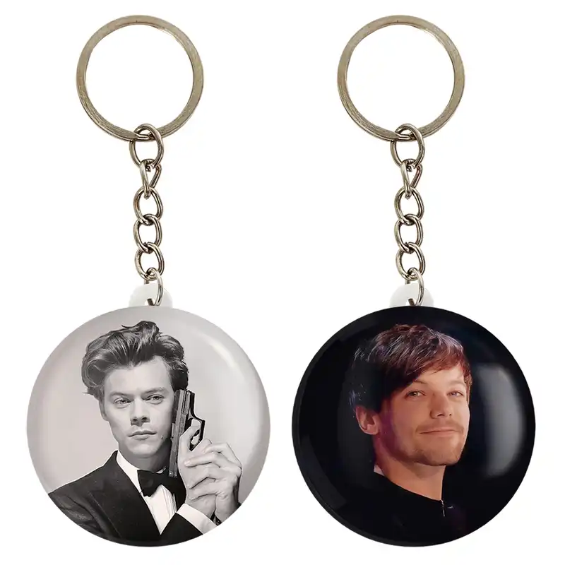 جاکلیدی خندالو مدل هری استایلز گروه موسیقی وان دایرکشن کد 1888518892 مجموعه 2 عددی