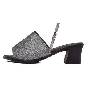 صندل زنانه مدل EM173 کد 12173 رنگ نقره‌ای