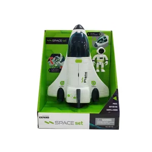 اسباب بازی مدل سفینه ی فضانورد