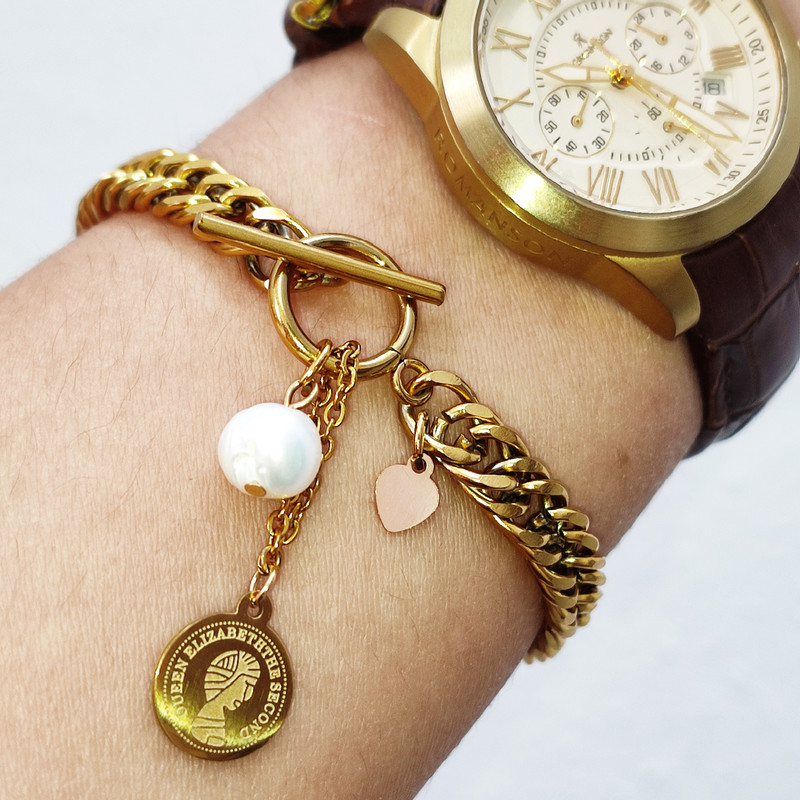 دستبند زنانه مدل آویز سکه الیزابت کد 12 دستبند زنانه مدل آویز سکه الیزابت کد 12