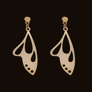 گوشواره طلا 18 عیار زنانه آمانژ کد D10040