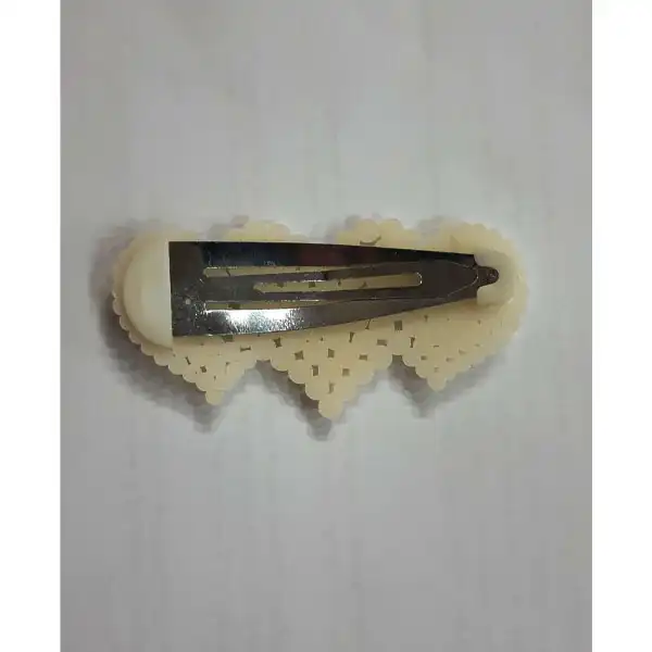 گیره مو زنانه مدل قلب های عاشق